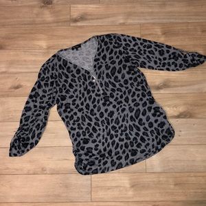 Leopard Print 3/4 length sleeve